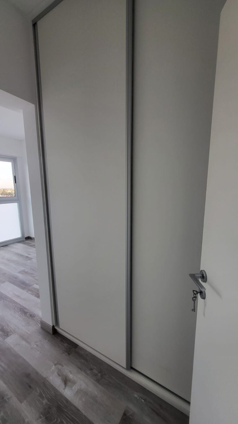 6d7d74e3-ed39-4f6a-adba-26f663e1ce07